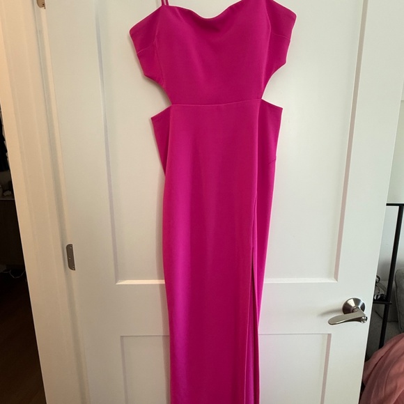 Xscape Sleeveless Side Cutout Gown - Picture 4 of 8